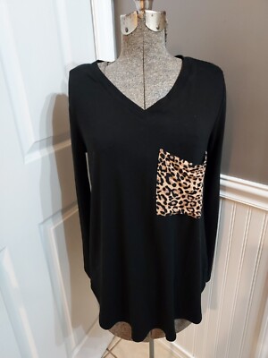 Women's Zenana ls black w/Leopard print pocket Top sz S GUC  FAST SHIP   