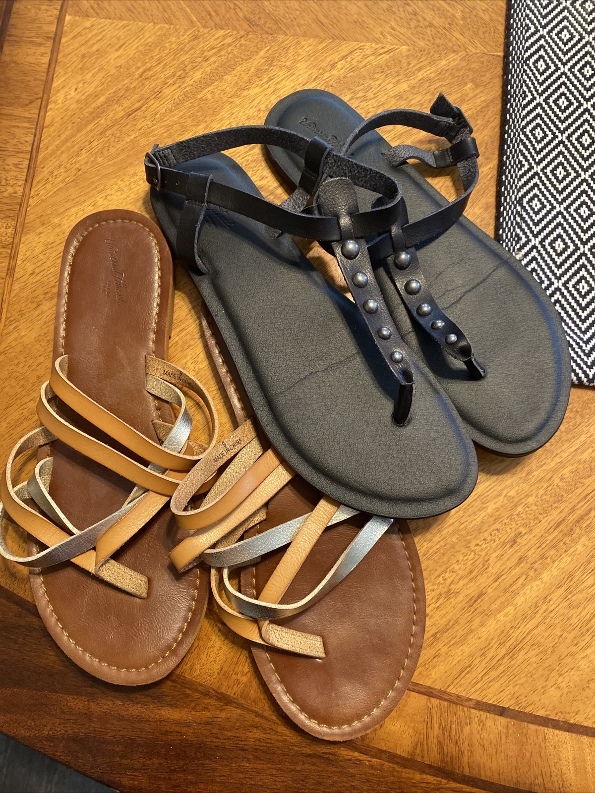 Lotto di 2 sandali donna taglia 9 filo universale