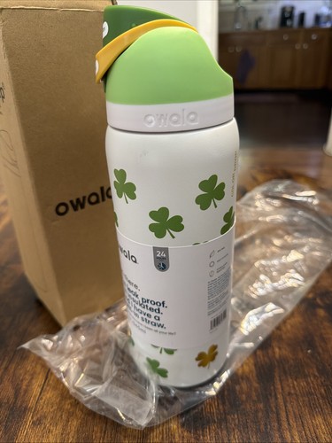 Owala 32oz FreeSip Stainless Steel Water Bottle - Multi Color White 945ml Bottle - Imagen 2 de 6