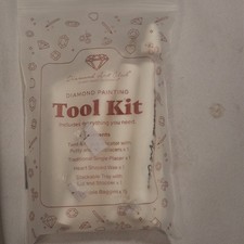 Diamond Art Club New Tool Kit (Large Tray) pen contains CLEAR WAX