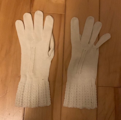 Vintage Elegant White 1950s Knit Lace Gloves Opera Length Bridal Wedding Party