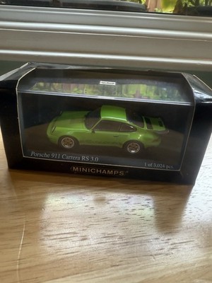 Minichamps 1/43 Porsche 911 Carrera RS 3.0 1974 (grün) LIMITED EDITION 3024 Teile