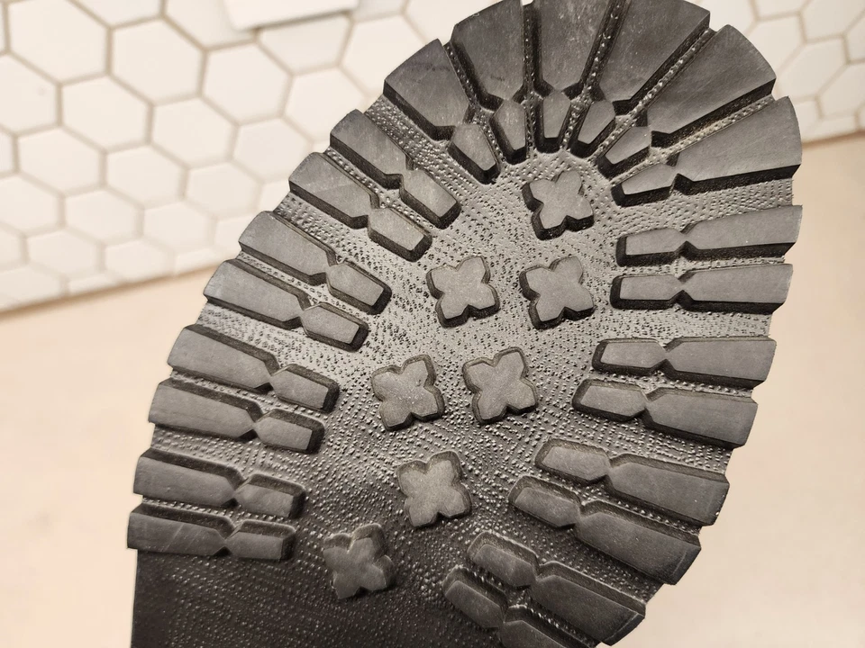 CLONE Italy Men's  Leather Boots size 45 Patent Leather 1999 Vibram Sole NOS - Image 3 of 4