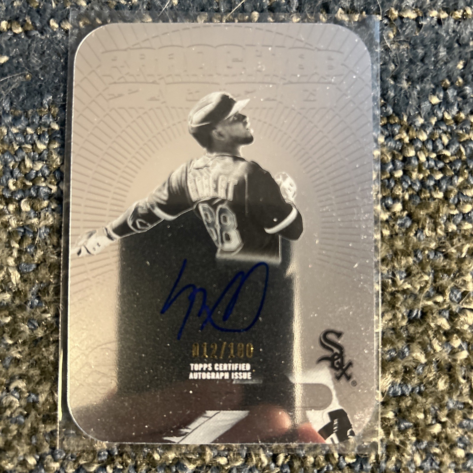 2020 Bowman's Best Franchise 2020 Luis Robert #FFA-LR Auto Autograph /100 Diecut