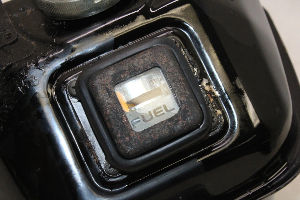 1989 HONDA ELITE 50 OEM GAS FUEL TANK CELL PETROL RESERVOIR - Image 2 of 4