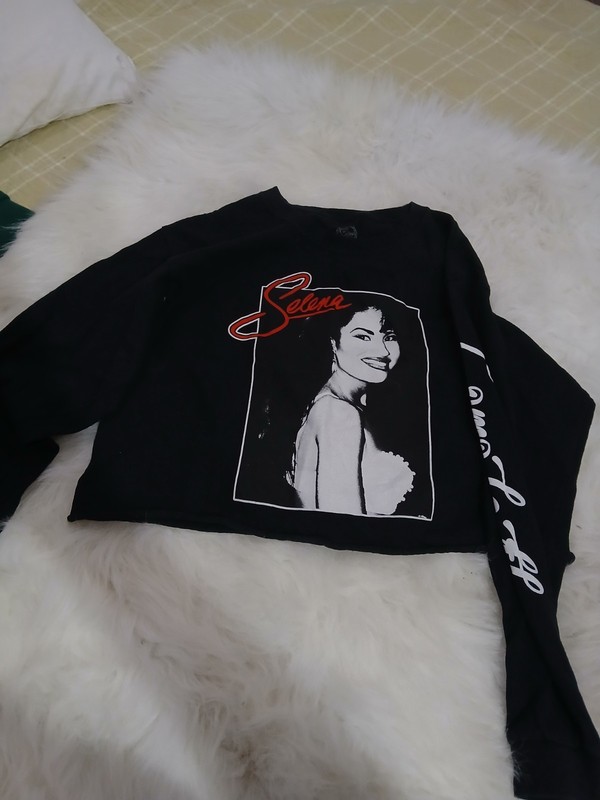 Rare Selena Crop top long sleeve 