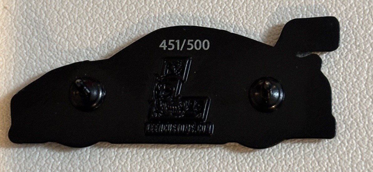 Leen Customs SNKR Whips Bape Porsche 911 V1 - LE 451/500 - Sneaker Whips Pin thumbnail 2