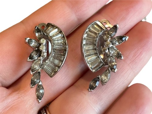 Jomaz Joseph Mazer Clear Pave' Rhinestone Rhodium Clip On Earrings - Picture 2 of 4