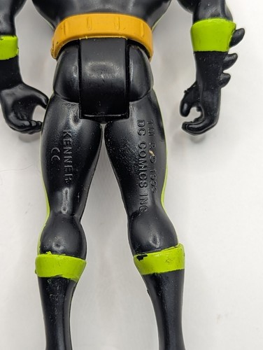 Kenner 1993 DC Comics Batman Action Figure 5” - - Picture 5 of 7