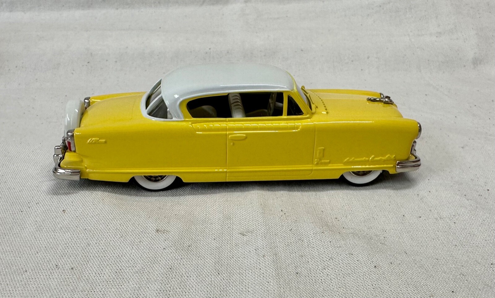 Brooklin - A boxed limited edition 1/43 scale 1954 Mercury Monterey 2