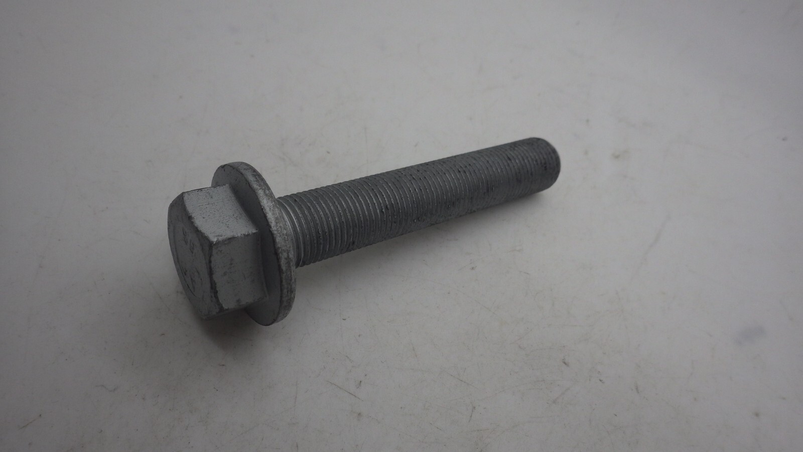 New Genuine Audi R8 Lamborghini Gallardo Gearbox Mount Bolt N10728101