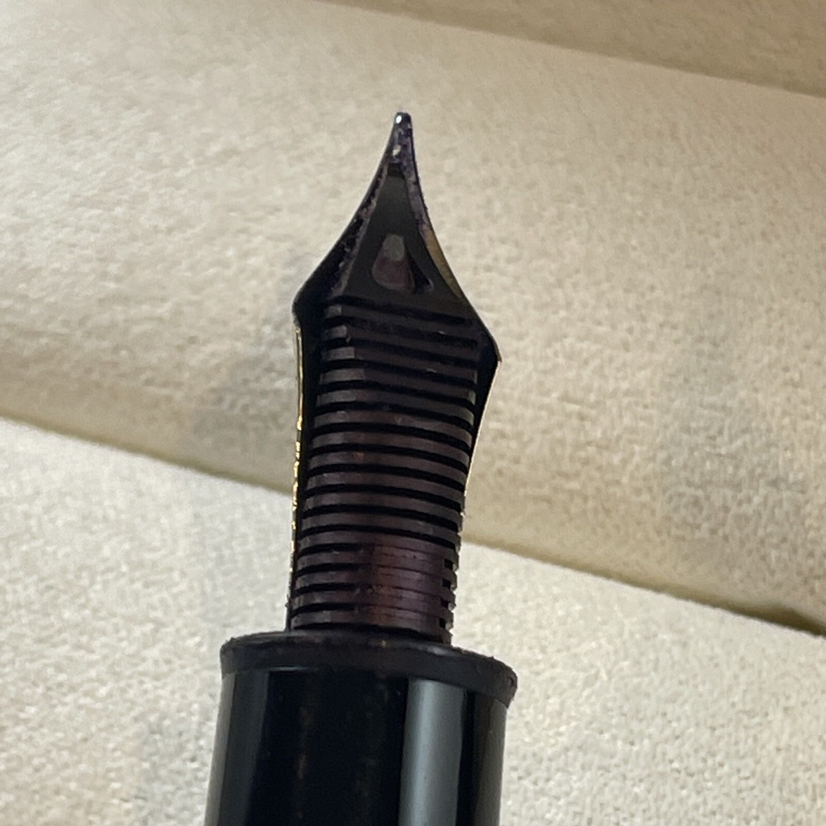 Vintage Montblanc Meisterstuck No. 149 4810 585 Fountain Pen Vintage Montblanc Meisterstuck No. 149 4810 585 Fountain Pen
