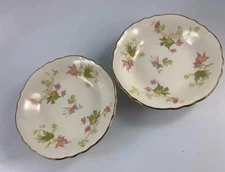 2 Vintage Homer Laughlin Maple Leaf China Pink & Creamy White Dessert Bowls