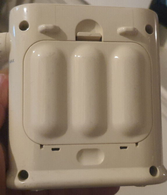 Sony ICFS79W Weather /FM/AM 3Band Digital Portable Radio, Work