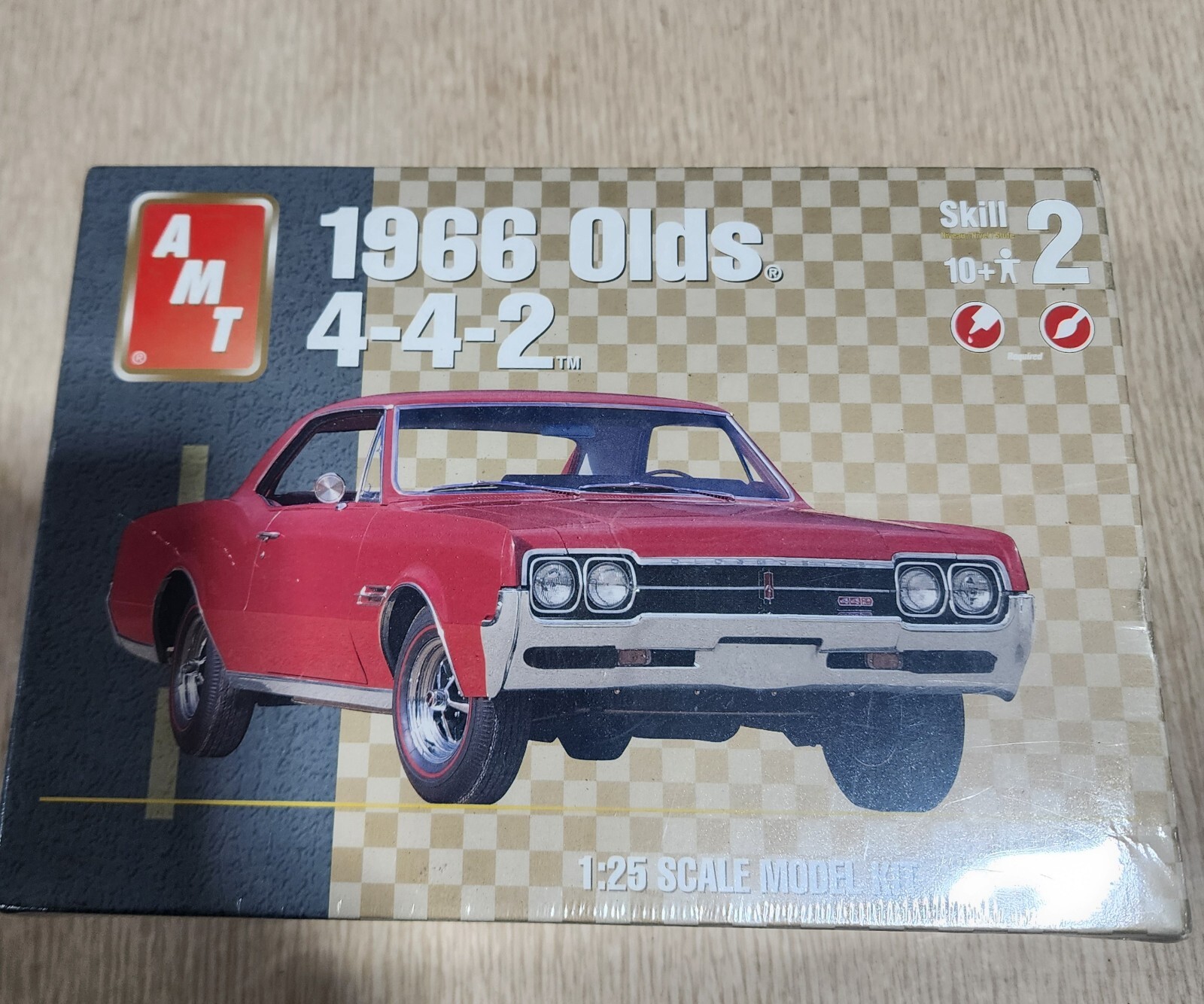 AMT 1966 Oldsmobile 442 VTG 2002 125 Model Kit 442 Olds Cutlass Open