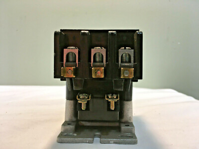 Contattore Uso Definito GE CR353FE3BH0AG - 3 Poli 50A 600V, Bobina 24V 50/60 Hz - Foto 4