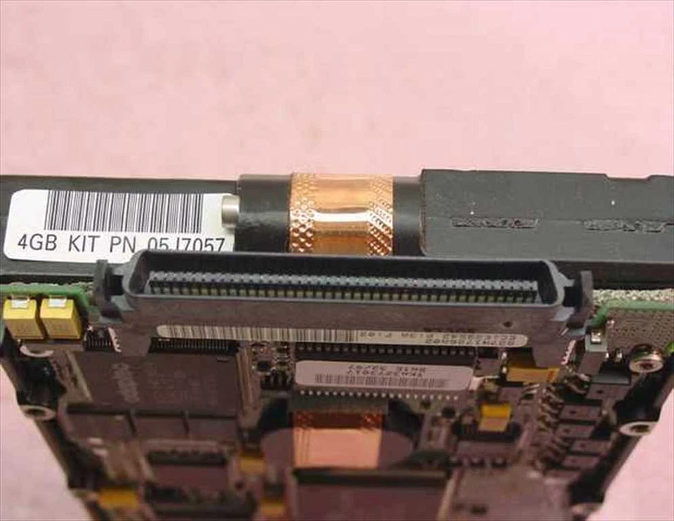 Compaq 295158-001 4.3GB 3.5" Wide Ultra SCSI Hard Drive 80-Pin - IBM 27H1683 - Image 2 of 4