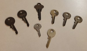 8 VINTAGE TAYLOR KEYS MADE IN USA BRASS VARIOUS TYPES X14S, 145, 92, 92B, F10
