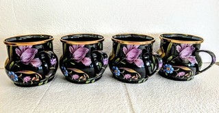 JUEGO DE 4 TAZAS MACKENZIE CHILDS NEGRO FLOR MERCADO ESMALTE BOTÁNICO FLORAL
