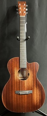 Martin 000C Jr. E StreetMaster Cutaway Acoustic-Electric Guitar w/ Case (611)