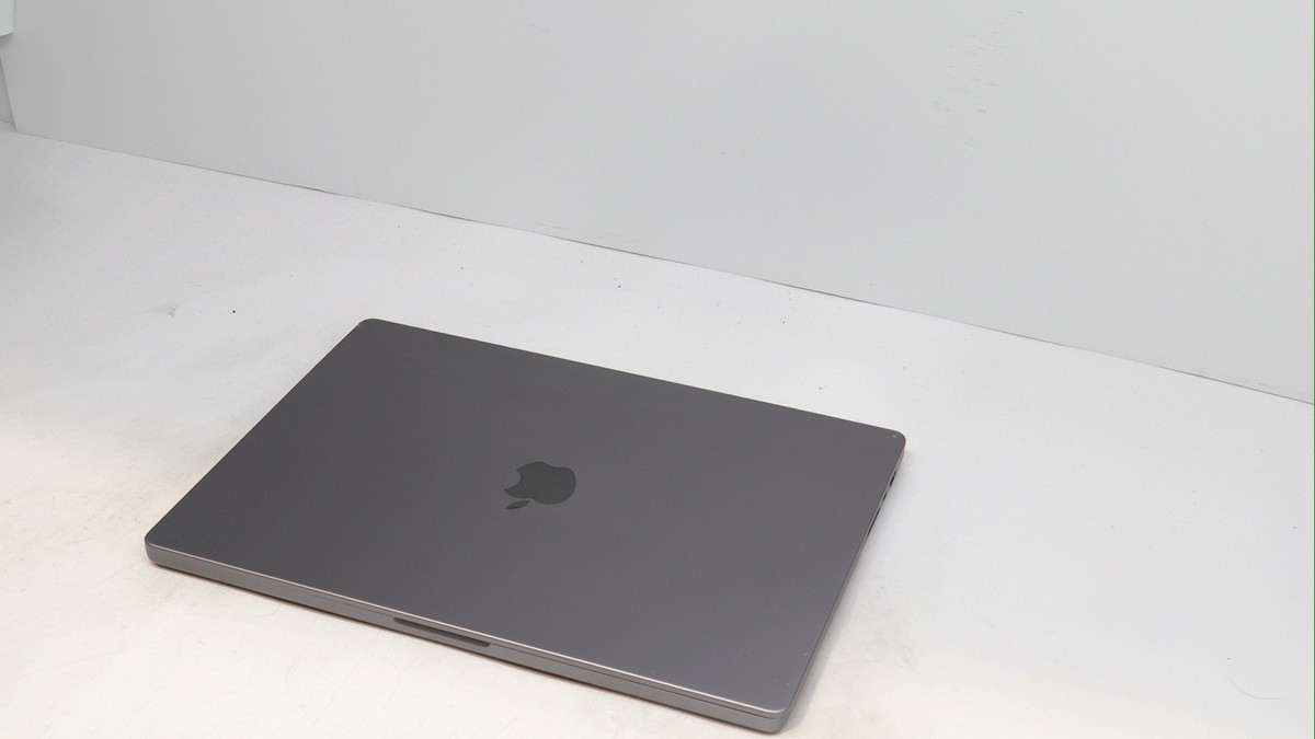 Apple MacBook Pro A2485 16 M1 Pro 10-Core 32GB 512GB Gray 2021 | eBay