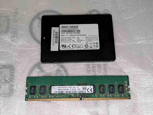 4 GB DDR4 Arbeitsspeicher und 128 GB SAMSUNG SATA SSD