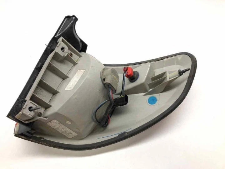 2007-2010 Saturn Outlook Left Driver Side Tail Light Assembly OEM Foto 2 de 4