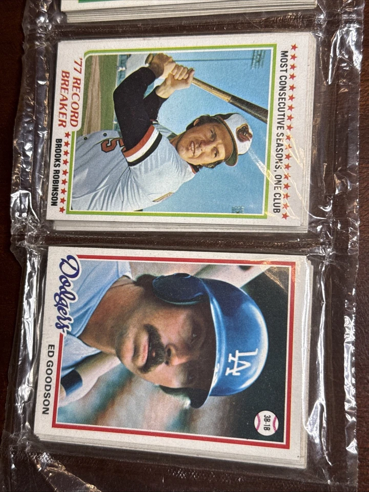 1978 Topps Baseball Rack Pack Possible Murray & Molitor Rc BROOKS ROBINSON TOP - Image 3 of 4
