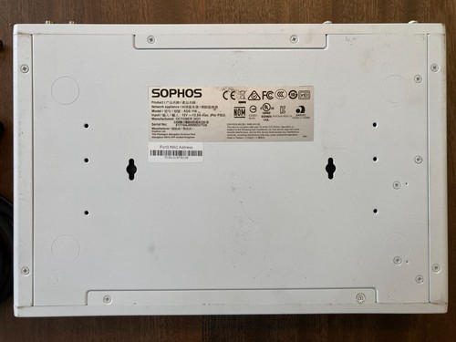 Sophos XGS 116 Security Appliance Firewall / XGS116 Oct-2021 - Afbeelding 4 van 6