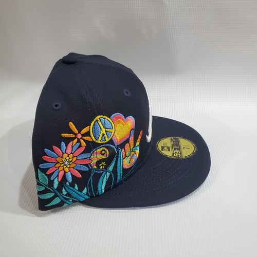 New Era Atlanta Braves Groovy 59FIFTY Fitted Sz: 7 3/8 4X World Series Champions - Picture 2 of 5