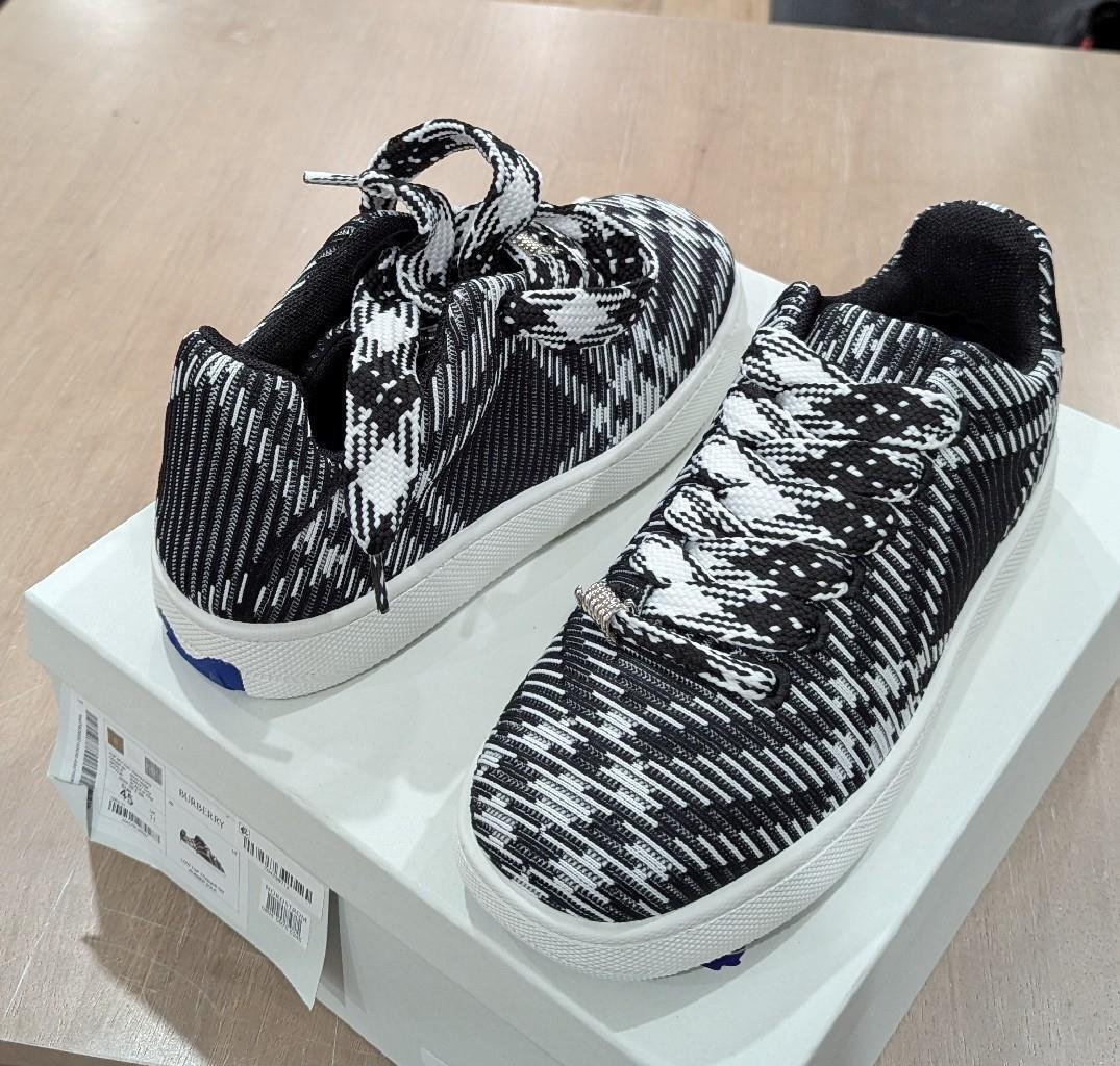 $950 Mens Burberry Check Knit Box Low-Top Sneakers Black IP $950 Mens Burberry Check Knit Box Low-Top Sneakers Black IP