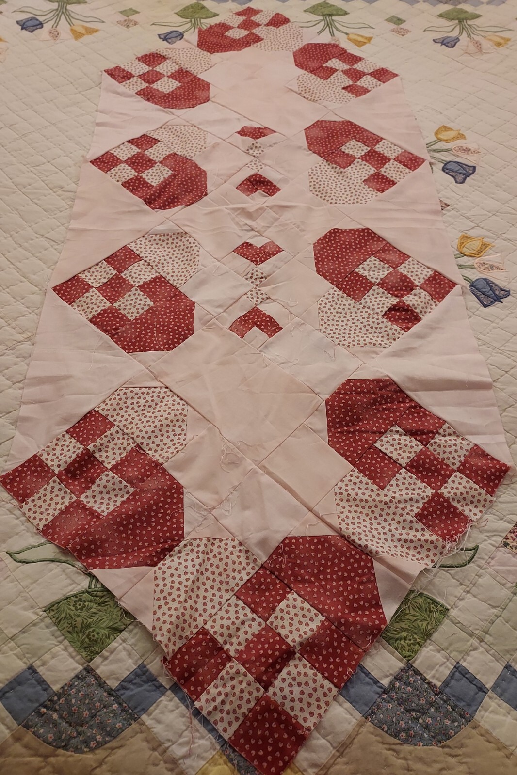 4 vintage quilt tops, 1 table runner top, 51 vintage quilt blocks. eBay