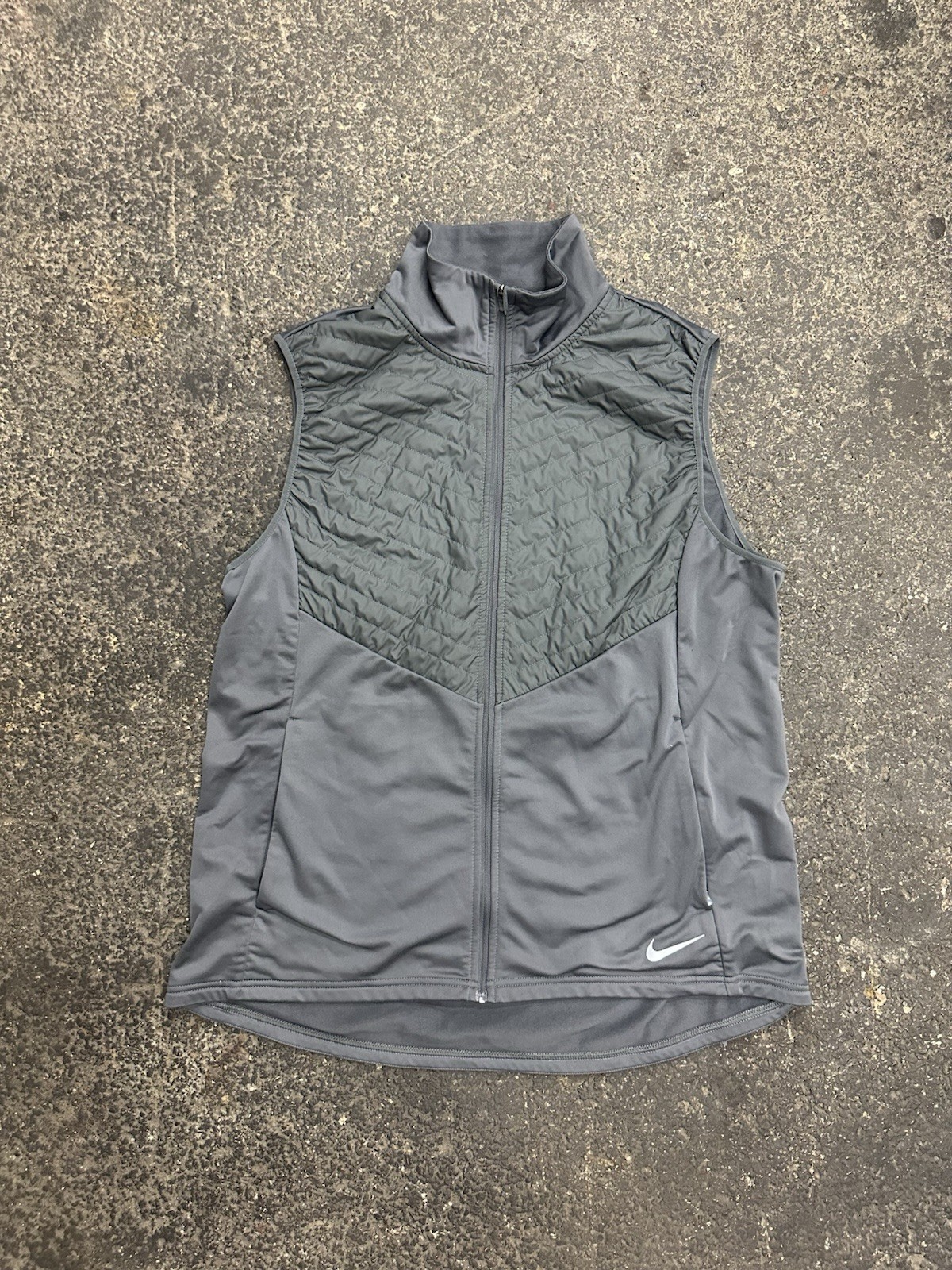 SACAI X NIKE Nike Essential Filled Gilet da Corsa Donna Taglia XL Grigio CU3306 068 Tech Therma