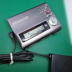 Kenwood DMC-F5R Portable MD Recorder MiniDisc Player Japan