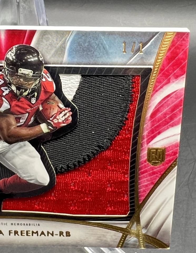 2014 Topps Supreme 1/1 - Rookie Die-Cut Relic Devonta Freeman #SRDR RC SSP - Image 2 of 3