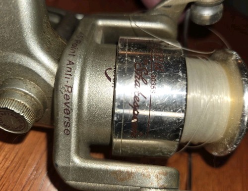 Vintage Shakespeare Sigma 3035S Fishing Reel - Picture 7 of 10