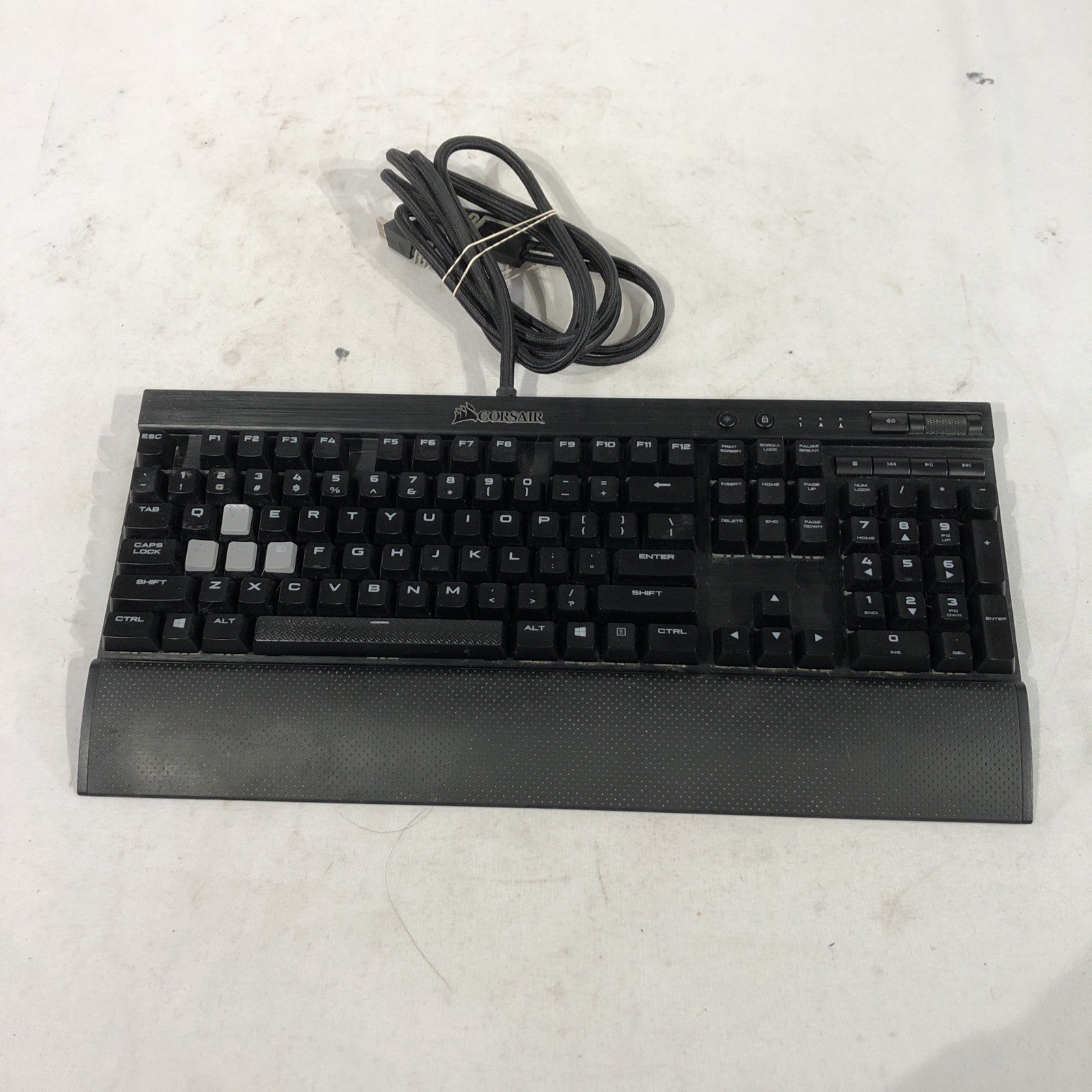 Corsair K70 Lux RGB Mechanical Gaming Keyboard