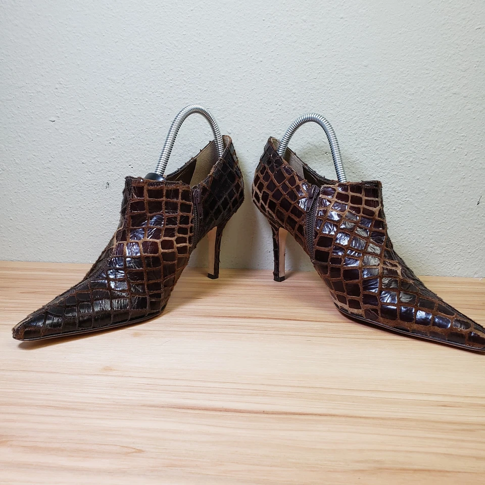 Botines Carole Little para mujer 8,5 punta punta tacón marrón cuero texturizado Foto 3 de 4