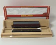 Hornby R6054 BR Bogie Milk Van Siphon H 1422 & R6055 GWR G 1359 OO Gauge Boxed