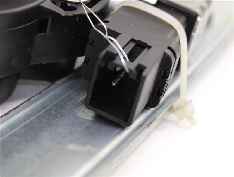 Used Front Right Door Window Regulator Front fits: 2008 Mazda 3 electric Front R Foto 4 de 4