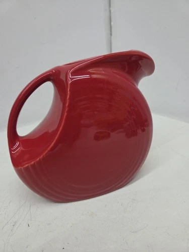Fiesta Pitcher 67-ounce large disk pitcher in the Scarlet glaze 7 1/2
