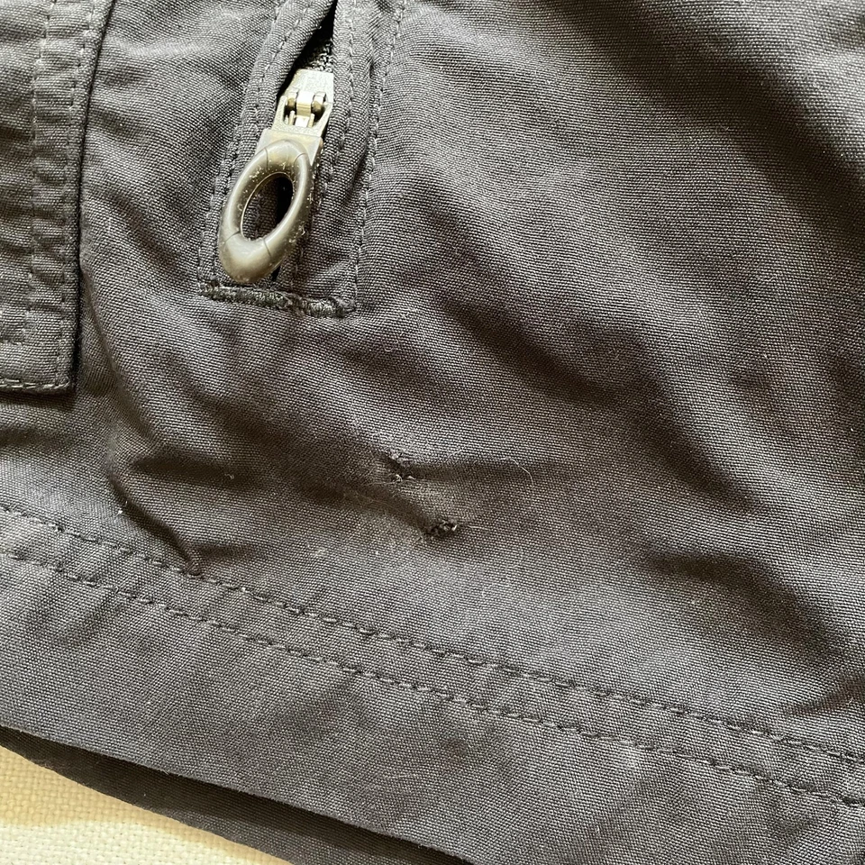 Vintage Oakley Shorts Mens Large Black Cycling Padded Liner MTB Cargo Gorp - Image 4 of 4