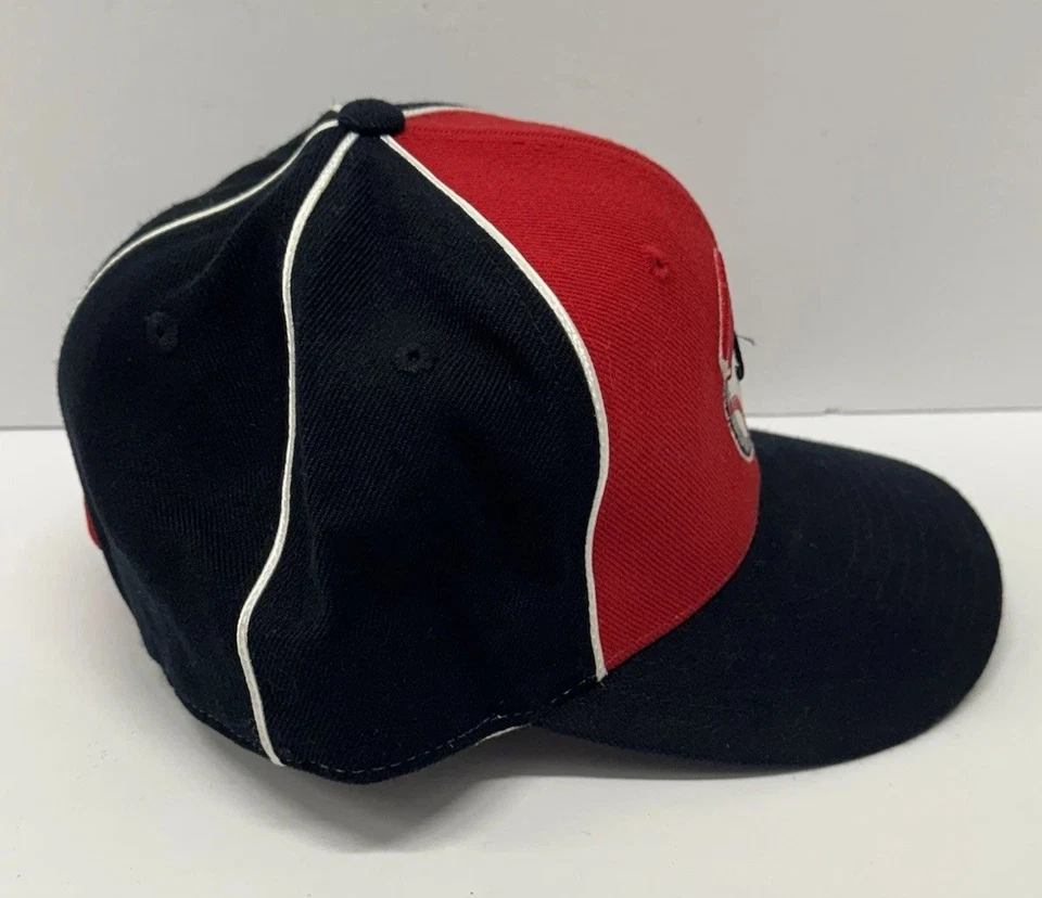 Cincinnati Reds Mr Red Fitted Hat Cap Adult Size 7 1/8 Cooperstown Red Black - Image 3 of 4