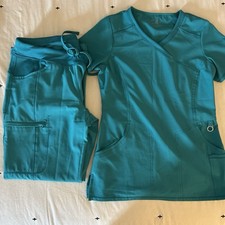 Cherokee Infinity Woman  s Scrub Set 3-Pocket V-Neck Top  Flare Leg Pants and