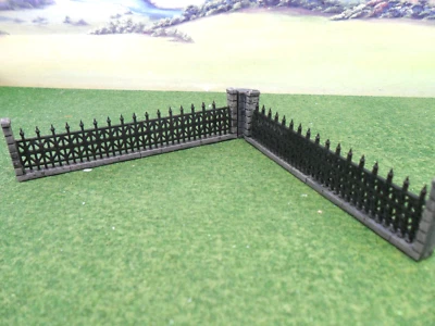 New No.38 OO GAUGE ORNAMENTAL FENCES (6) unpainted. suit Hornby and Peco