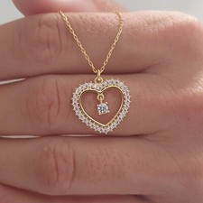 Round Cut Simulated Diamond Women's Pretty Heart Pendant 14k Yellow Gold Plated