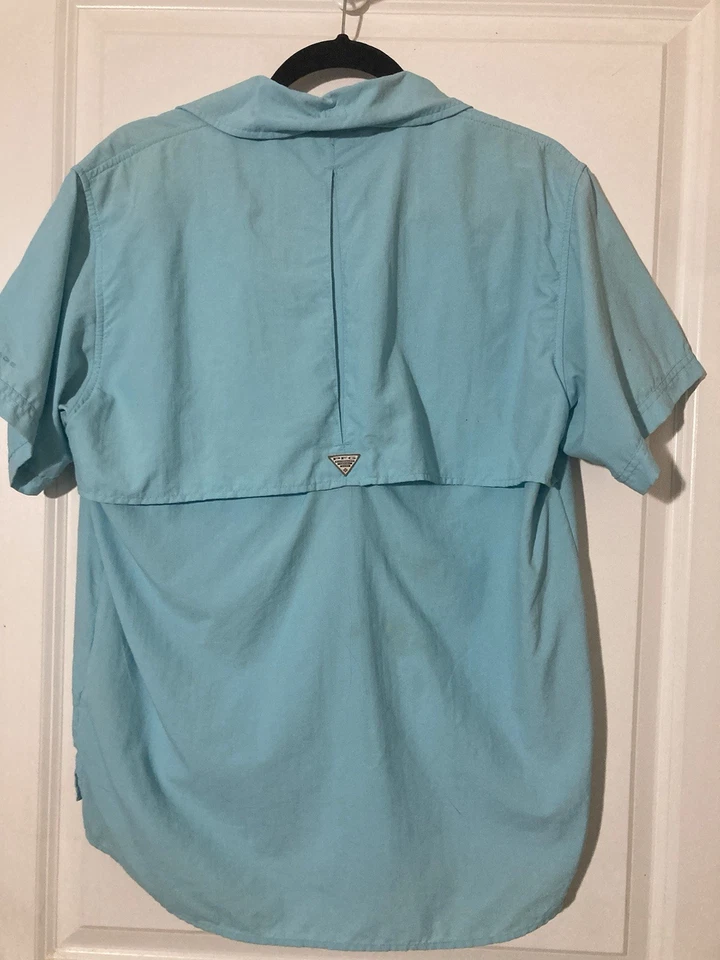 Camisa de sol Columbia PFG para mujer manga corta azul claro, forro de malla, talla mediana Foto 2 de 4