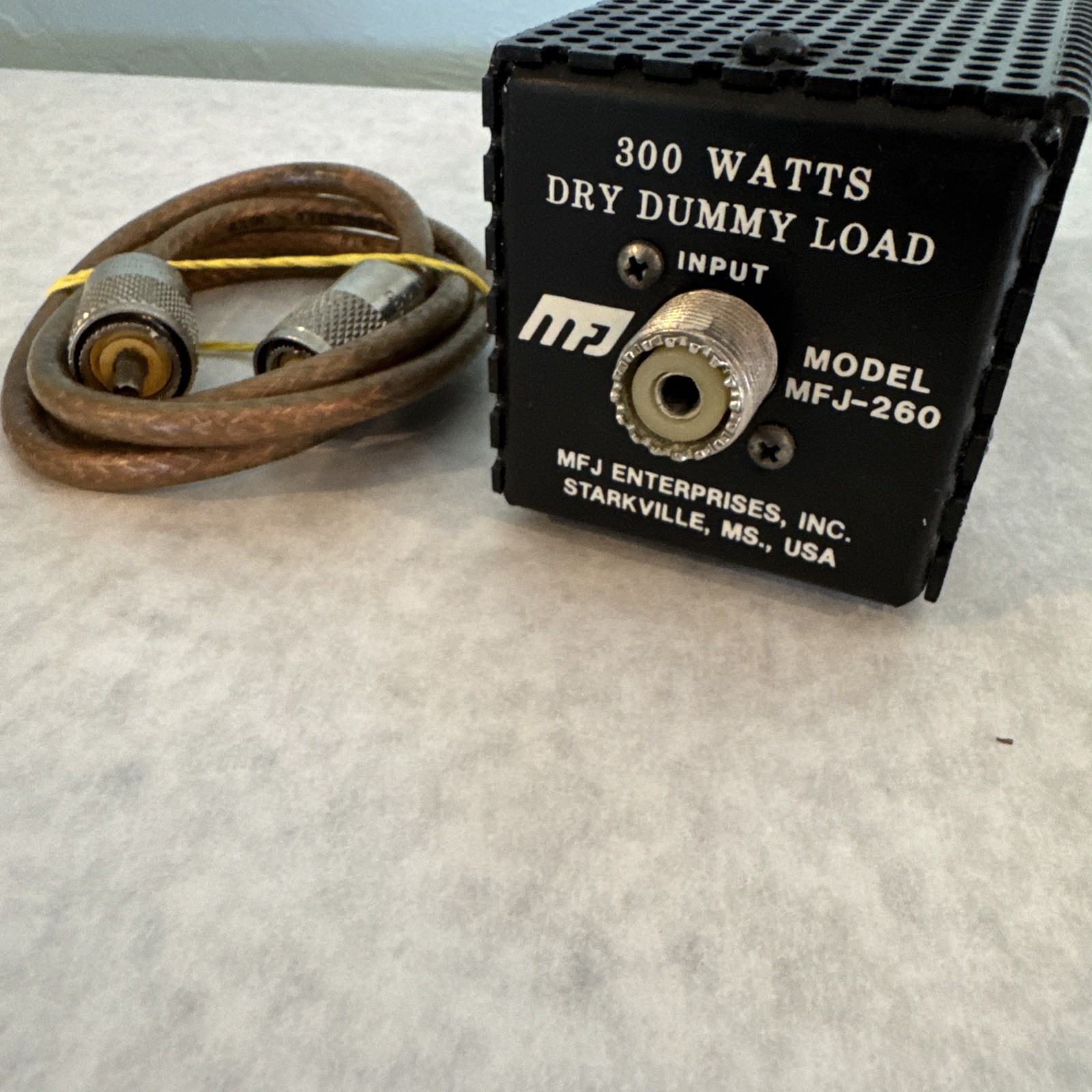 MFJ Enterprises MFJ-260 300 Watts Dry Dummy Load Made in USA Ham Radio
