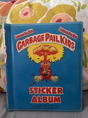 Topps Garbage Pail Kinder Stickeralbum Vintage 1985 gebraucht voll mit Stickern  