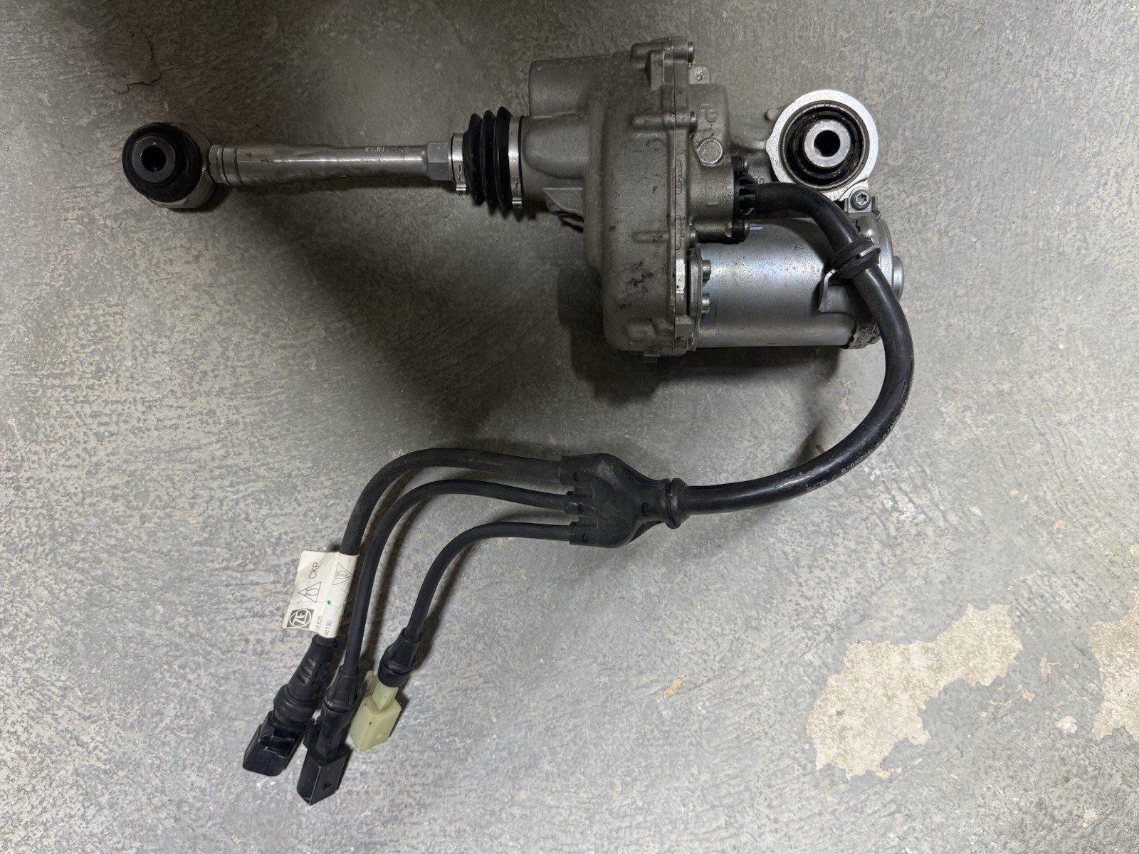 Lamborghini Aventador SVJ S Left Rear Wheel Steering Actuator OEM 470501397C